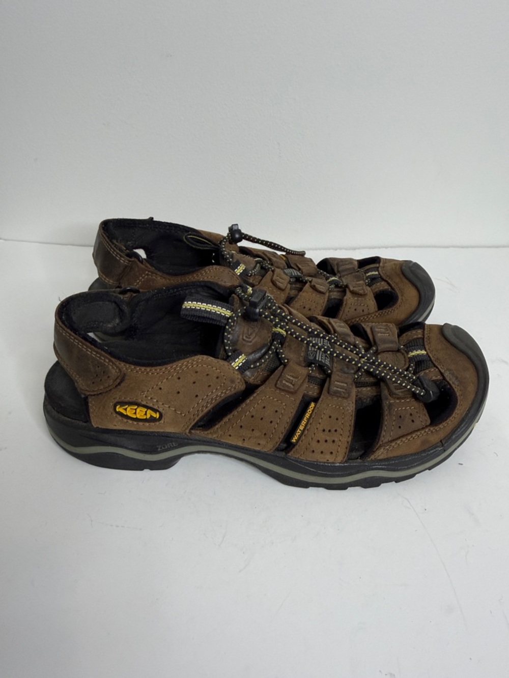 Keen Rialto Sandals Mens 8.5 Brown Leather Waterproof American Built Trail City